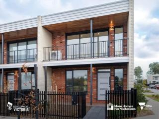 Spacious & Stylish 2BR Townhouse Full Amenities - 0