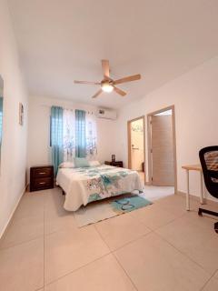 Ocean View Stay Near Airport and Historic Zone - 7