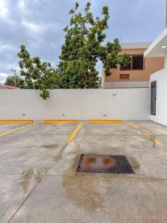 Ocean View Stay Near Airport and Historic Zone - 1
