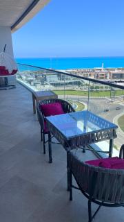 MoonRest Beachfront Hotel Apartments At New Alamein Towers شقة فندقية في أبراج العلمين الجديدة المطلة على البحر و الاجون - 7