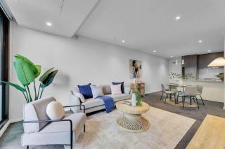 Hotel Style 2BR Condo City View with Pool Parking - 1