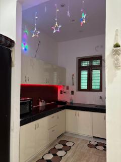 Quiet Escape Cozy 2BHK - 2