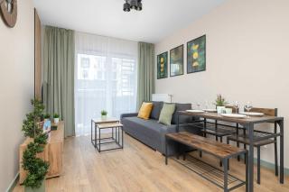 Stylish Apartment with Parking and Balcony by Noclegi Renters - 5