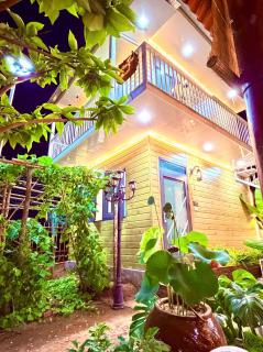 Maison Tran Beach Homestay - 1