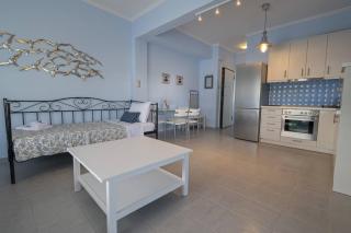 Sandra Seafront Apartment by RentalsPro Services - Nea Moudania - 3