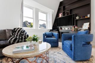 Lovely Newly-Renovated 3 Bedroom Apartment in Fulham - 0