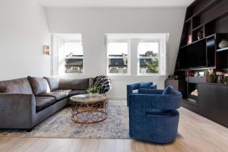 Lovely Newly-Renovated 3 Bedroom Apartment in Fulham - 1