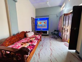 Luxury 2BHK Furnished Homestay preferred for Families and Business Visitors - 6