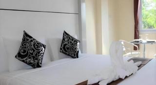The Rich Residence - 5
