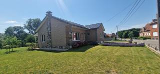 Private Retreat with Garden & Shared Living Areas - 1