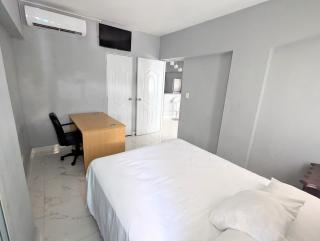 Central 2BR 2BA Oasis Near Parks and Metro Station - 3