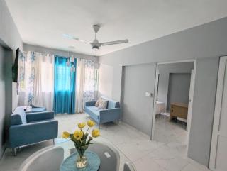 Central 2BR 2BA Oasis Near Parks and Metro Station - 1