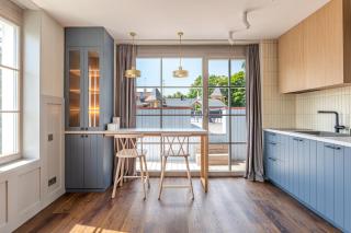 Stylish Apartment with Terrace & Lagoon View I cohost - 4