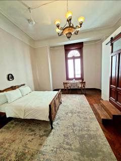 Alexandria Grand I Downtown boutique Hotel - 2