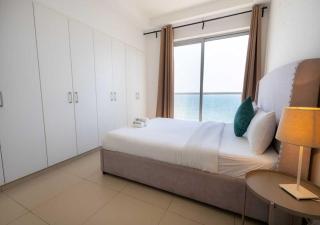 Elegant Oceanfront Gem Spacious 1 Bedroom Oasis - 8