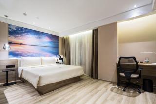 Atour Hotel Qingdao May Fourth Square Yunxiao Road - 1