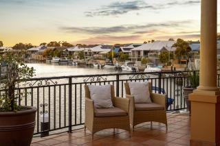 Holiday Home in Halls Head with Kayak&Paddleboard - 3