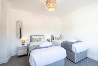Harborne 3 bed Home near Hospital & University - 5