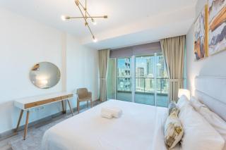 Vacationer Holiday Homes I Elegant 1 Bed I Walk to Metro Station I Pool Access - 6