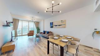 Vacationer Holiday Homes I Elegant 1 Bed I Walk to Metro Station I Pool Access - 1