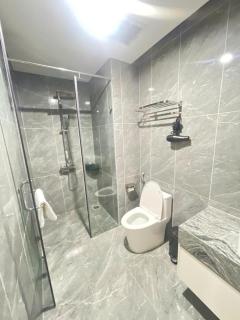 Hotel Apartment 18 Pham Hung, Hanoi - 6