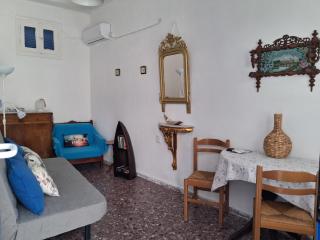 Cycladic house White and Blue in Kato Chora - 4