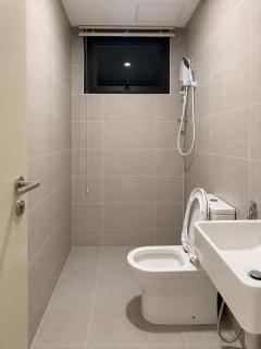 Budget Stay with Individual Beds at d'millenia near UNIMAS - 7