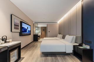 Atour Hotel Qingdao High-tech Zone Shimao Shopping Center - 9