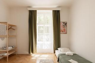 Spacious and Relaxed 2BR Ap for Friends and Families - 1