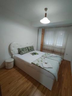 Apartment 16 - 5