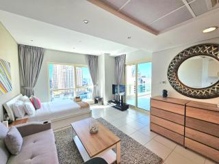 SUNRISE HOMES - Studio with Huge Balcony & Amazing View near JBR Beach - 1