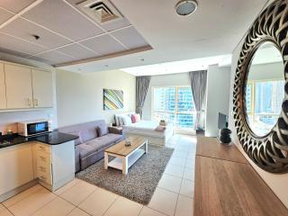 SUNRISE HOMES - Studio with Huge Balcony & Amazing View near JBR Beach - 7