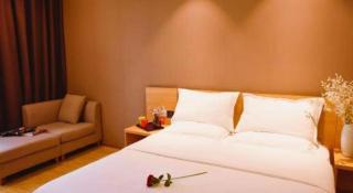 7 Days Premium Chongqing Longtou Temple North Railway Station Center - 1