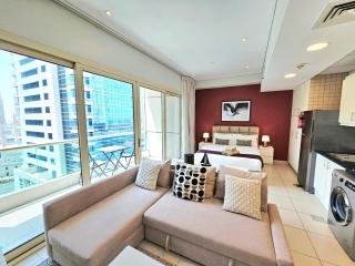 SUNRISE HOMES - A Cozy Studio next to JBR Beach - 3