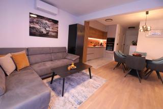 Harmony Luxe Residence Split Private Garage and Terrace - 5