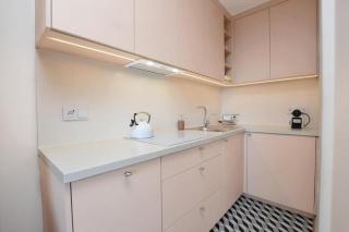 Jasne Studio z Balkonem w Centrum, Blisko Plaży by Noclegi Renters - 9