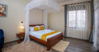 BRB Homes Kisaasi - 2BR APT with AC, WiFi, PowerBackup & 24 -7 Security - 4