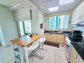 REFURBISHED 2BHK - Panoramic Sea & Beach View Stay-Sleeps 6 - 5