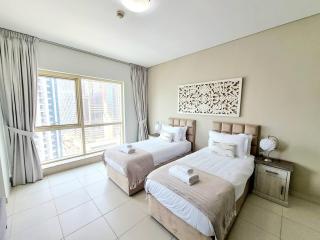 REFURBISHED 2BHK - Panoramic Sea & Beach View Stay-Sleeps 6 - 3