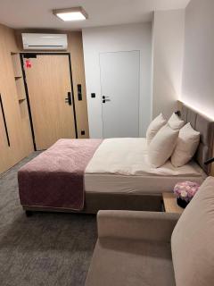 No 11 Residence - 8