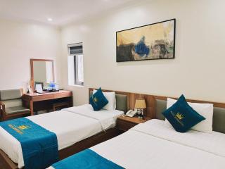White Crown Hotel Ha Long - 4