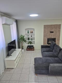 Tyzenhauz Apartment Vilnius 5 Min Walk to Old Town - 5
