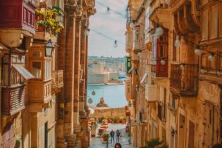 Valletta's Hidden Gem Unique Historic Stay - 4