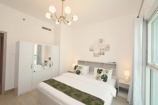 Waters Edge 2BR | Luxury Stay on Yas Island - 8
