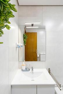 Beautiful one-bedroom apartment - 8