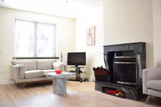 2 Bedroom House Near City Centre - 0