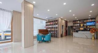 Shenglong Hotel Panyu Luojia - 9