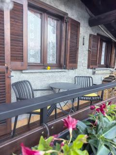 Panoramic Alpine Chalet - 2