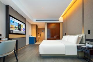 Atour Hotel Meizhou West Station R&F Center - 8