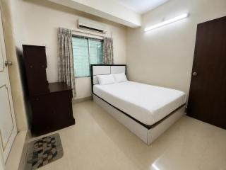 Cozy Apartment in Central Dhaka - Naya Paltan - Wifi AC Parking - 5